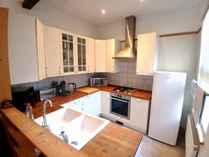 Photo 6- click for photo gallery